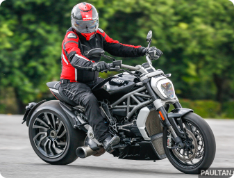 Ducati XDIAVEL S-73
